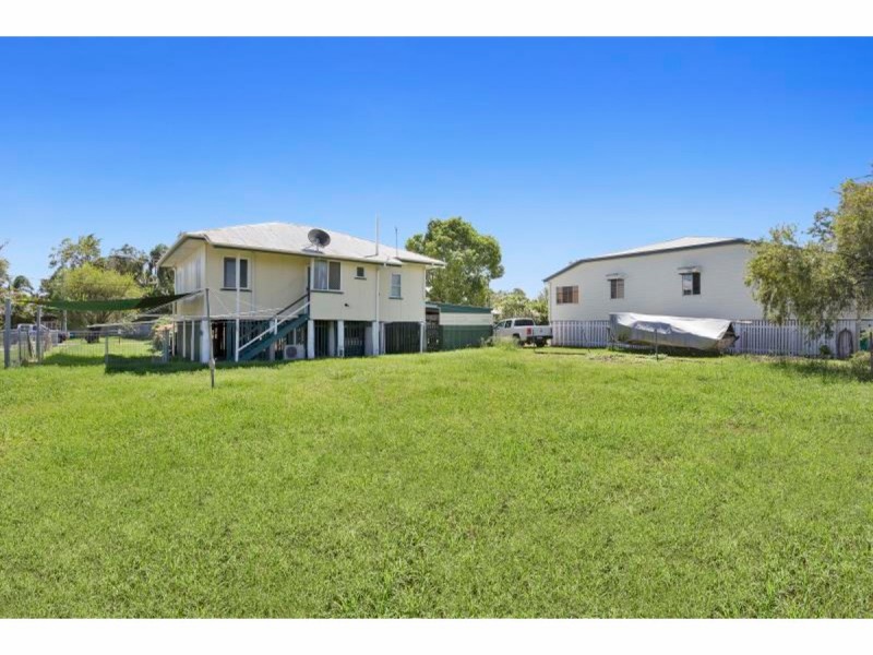 6 Thackeray Street, Park Avenue QLD 4701